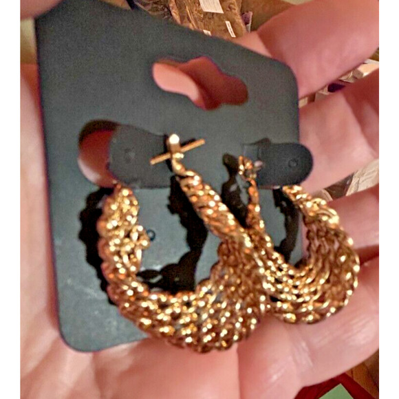 6 Braided Strand Twisted Gold Tone Earrings - Picture 10 of 11